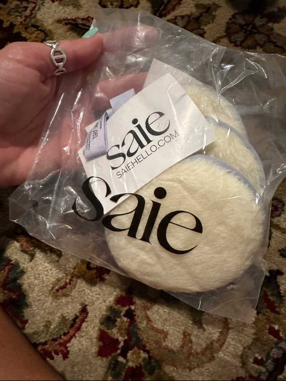 Saie Reusable Makeup Rounds